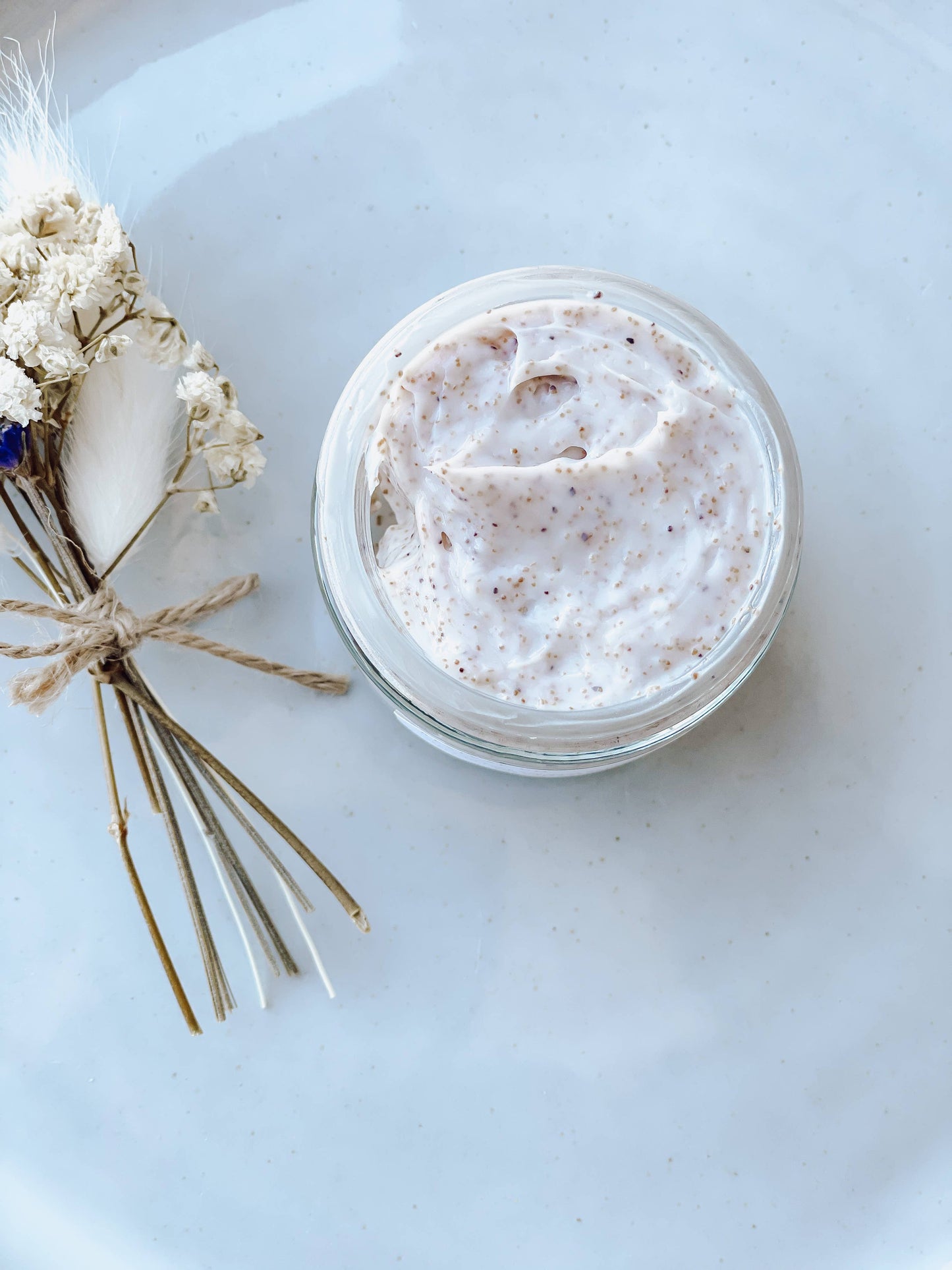 Walnut Scrub 4 oz Glass Jar
