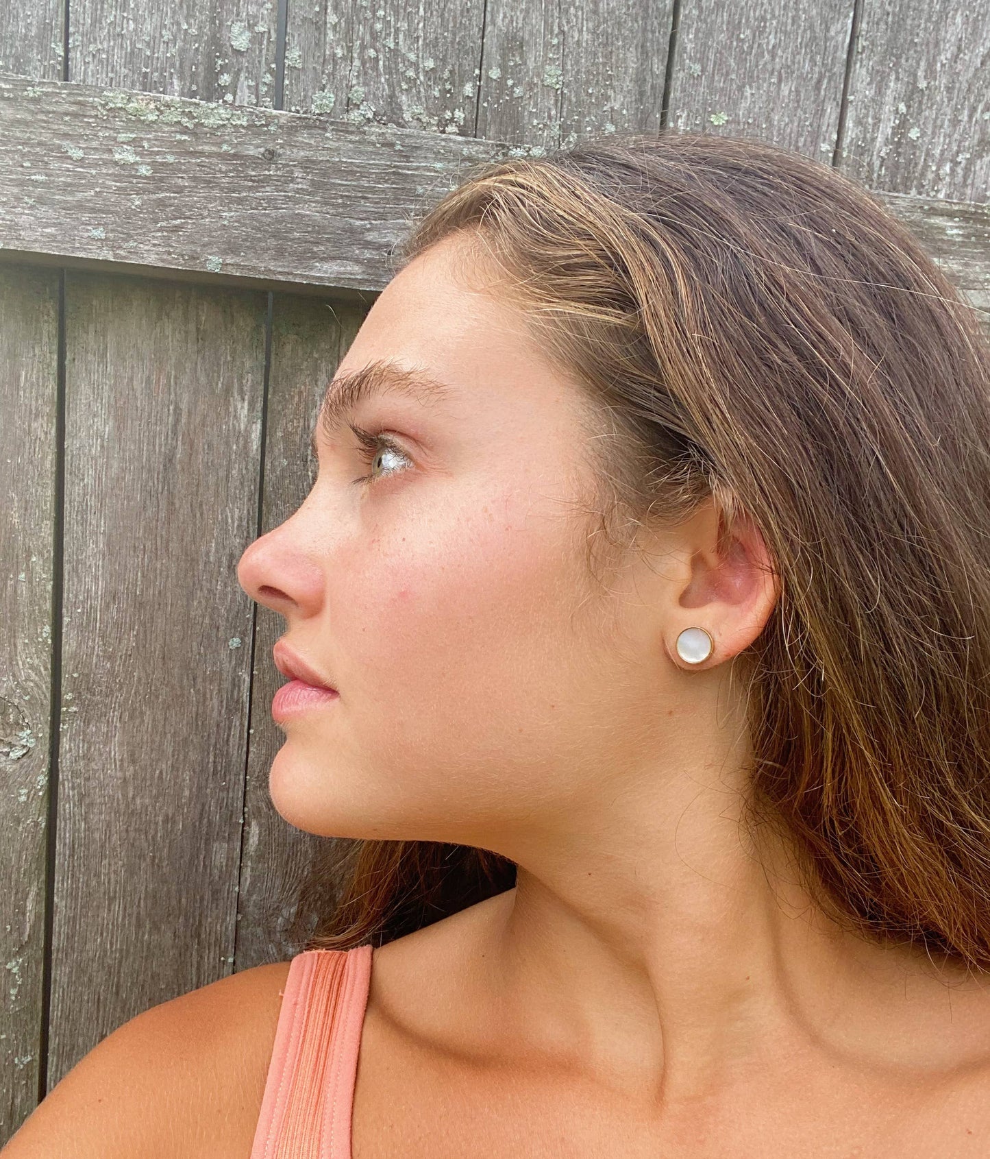 Flat pearl stud earrings: Medium