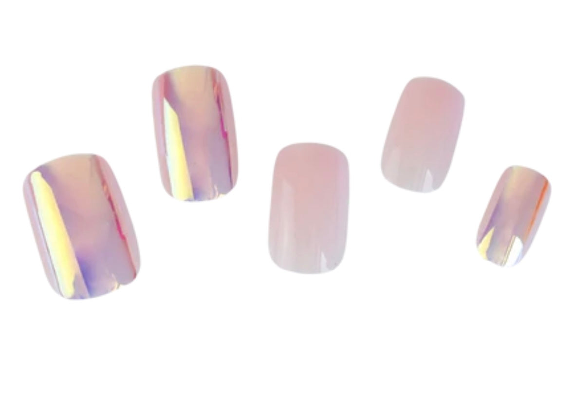 First kiss nails